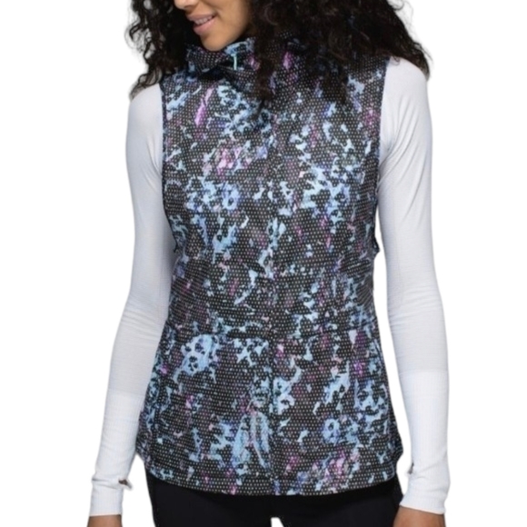 Lululemon Multicoloured Print Pack it Vest with Pockets Size US6 (AU10) - Picture 13 of 13